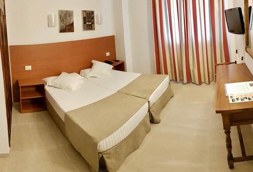 标准间, Torres Touriño