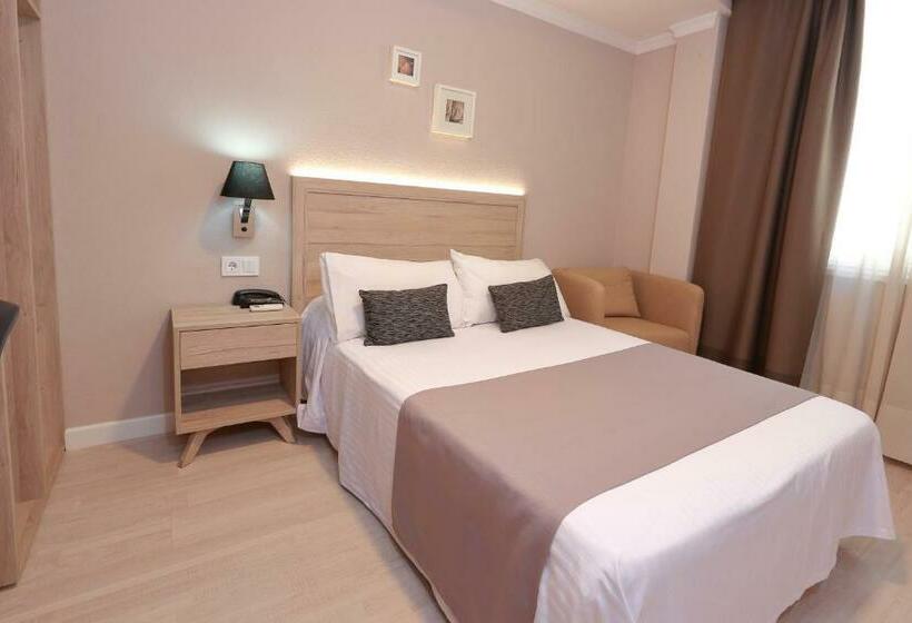 غرفة قياسية فردية, Villa De Verín