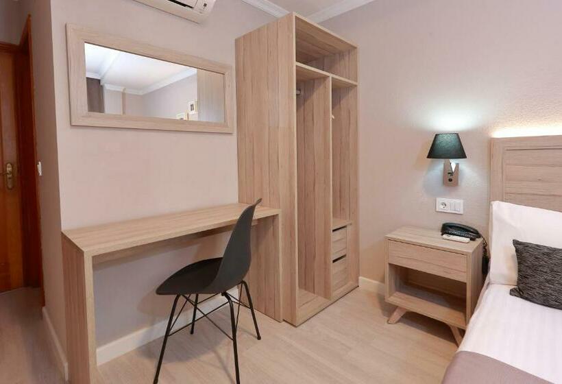 غرفة قياسية فردية, Villa De Verín