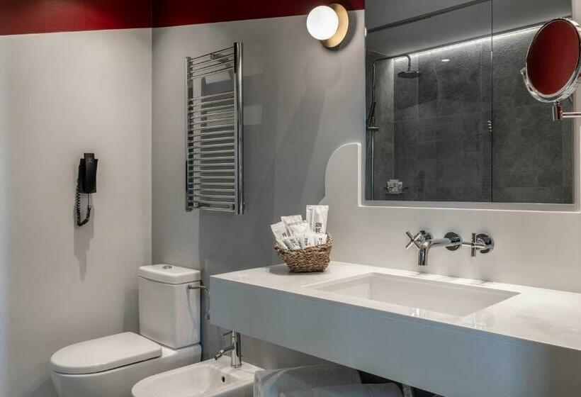 اتاق استاندارد با چشمانداز, Vincci Capitol