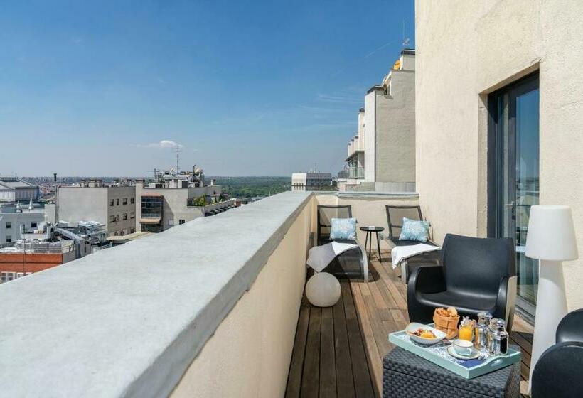 اتاق استاندارد با تراس, Vincci Capitol