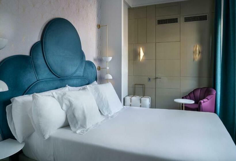 اتاق استاندارد با تراس, Vincci Capitol