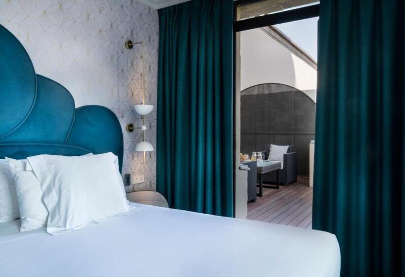 اتاق استاندارد با تراس, Vincci Capitol