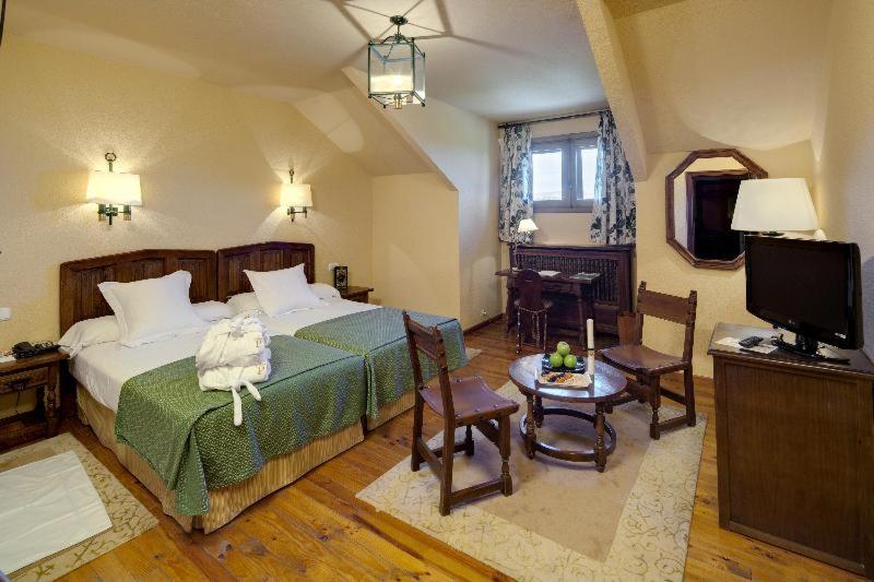 غرفة قياسية, Parador De Cervera De Pisuerga