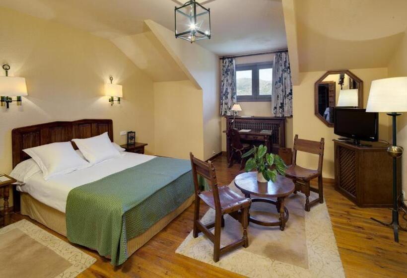 غرفة قياسية, Parador De Cervera De Pisuerga