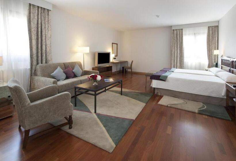 סוויטת ג'וניור, Parador De Villafranca Del Bierzo