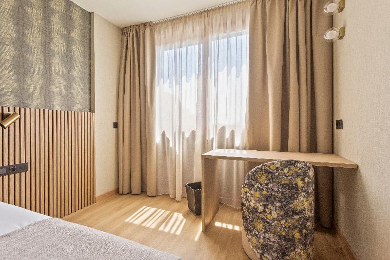 اتاق سوپریور, Rafaelhoteles Piramides