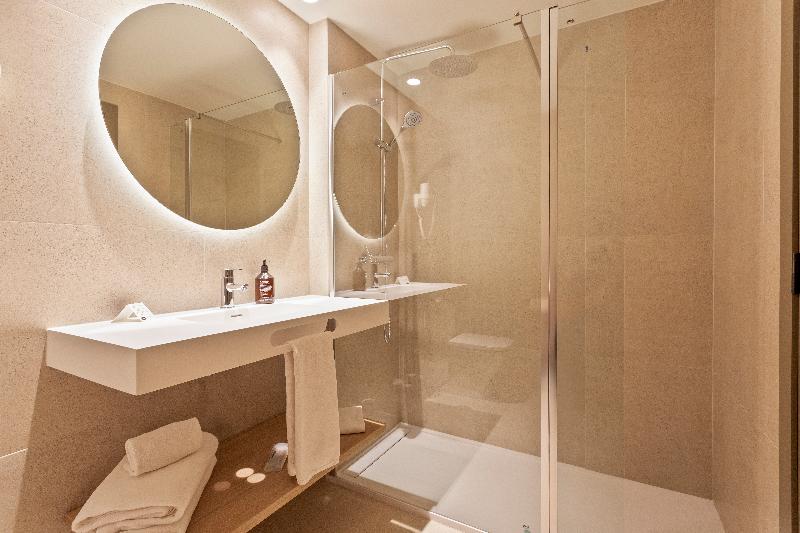 اتاق سوپریور, Rafaelhoteles Piramides