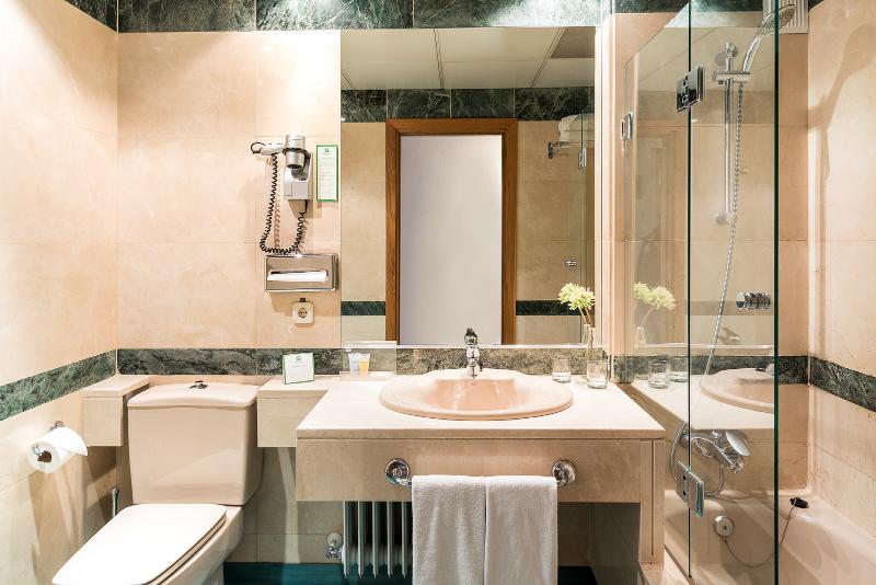 اتاق استاندارد, Rafaelhoteles Piramides