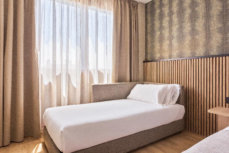 اتاق سوپریور سه تخته, Rafaelhoteles Piramides