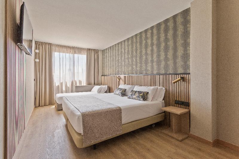 اتاق سوپریور سه تخته, Rafaelhoteles Piramides