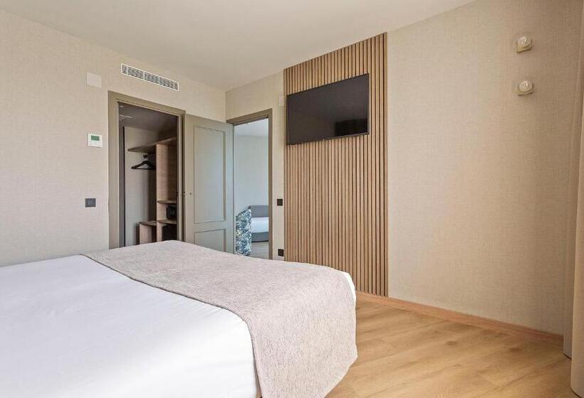 اتاق استاندارد چهار تخته, Rafaelhoteles Piramides