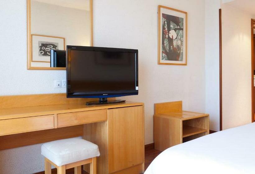 اتاق استاندارد, Senator Barajas