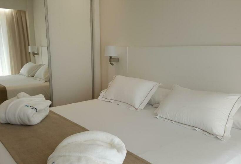 اتاق سوپریور, Senator Barajas