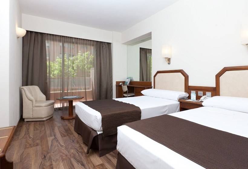 اتاق استاندارد, Senator Barajas