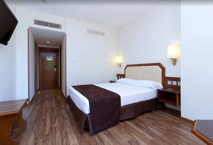 اتاق استاندارد, Senator Barajas