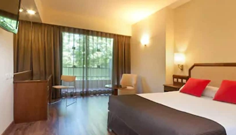 اتاق استاندارد, Senator Barajas