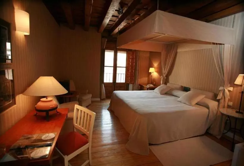 キングサイズベッドのデラックスルーム, El Hotel De La Villa
