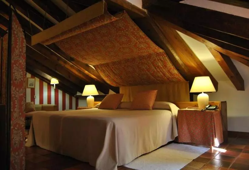 山の見えるジュニアスイート, El Hotel De La Villa