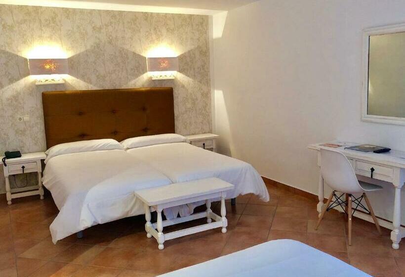 غرفة قياسية ثلاثية, Hospedium Hotel Juan Ii