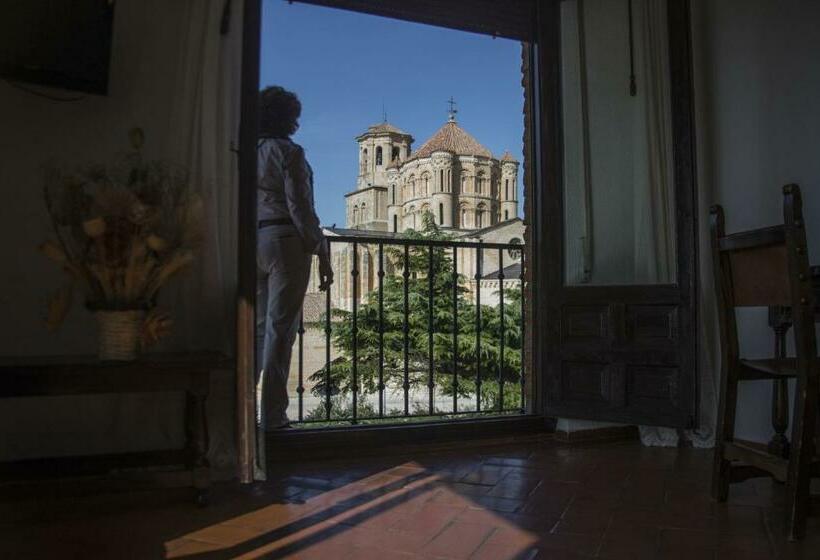 غرفة سوبيريور مزوَّدة بتراس, Hospedium Hotel Juan Ii