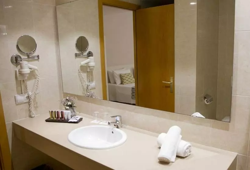 سوییت جونیور, ALEGRIA Plaza Paris & Spa 4*SUP