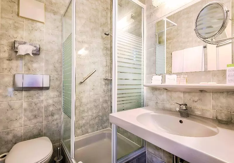 اتاق استاندارد, ALEGRIA Plaza Paris & Spa 4*SUP