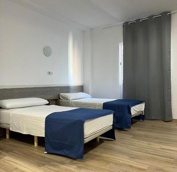 ファミリールーム, Castella