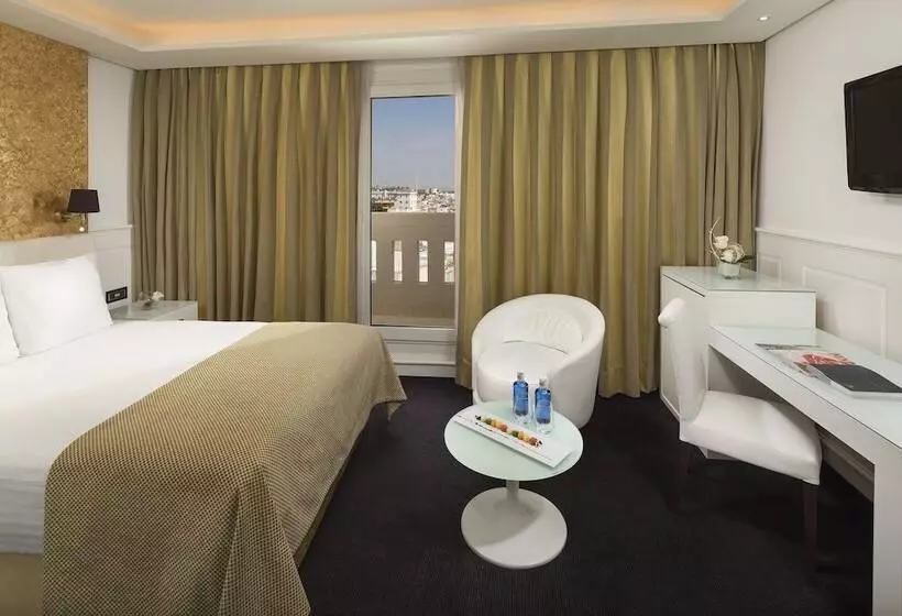 اتاق استاندارد با چشم‌انداز شهر, Colón Gran Meliá   The Leading Hotels Of The World