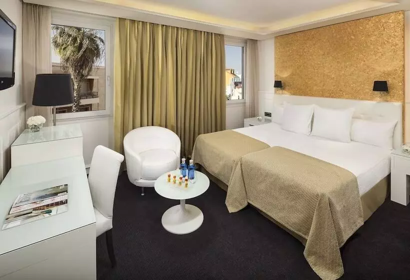 سوئیت 2 خوابه, Colón Gran Meliá The Leading Hotels Of The World