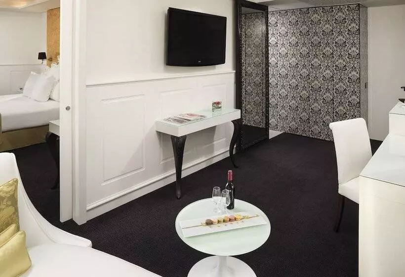 سوییت جونیور, Colón Gran Meliá The Leading Hotels Of The World