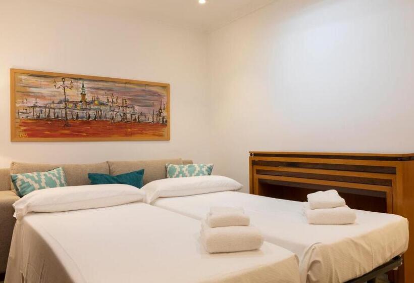 اتاق استاندارد چهار تخته, Don Curro