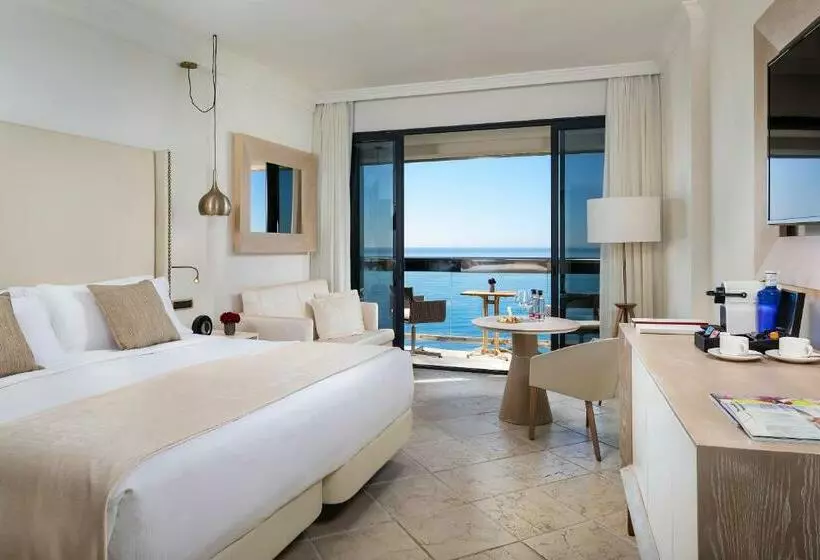 اتاق استاندارد با چشم‌انداز دریا, Don Pepe Gran Melia