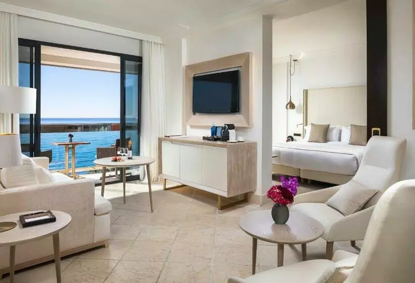 سوییت با چشم‌انداز دریا, Don Pepe Gran Melia