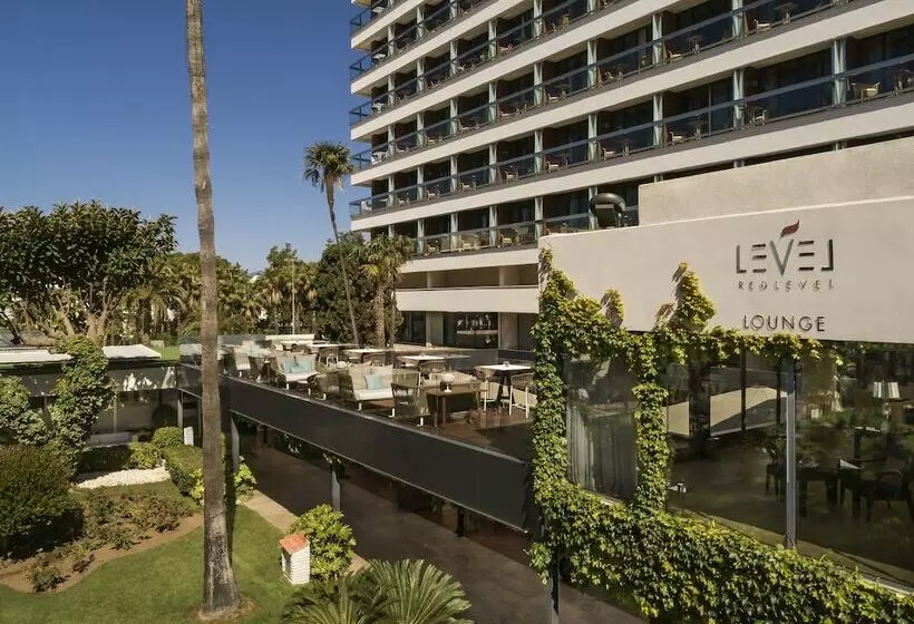 سوییت با چشم‌انداز دریا, Don Pepe Gran Melia