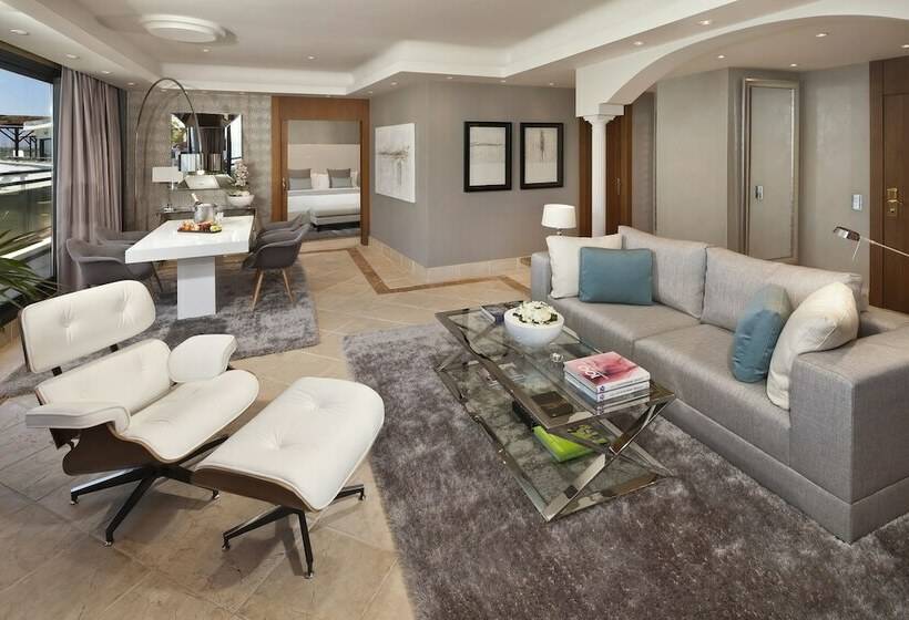 Пентхаус Люкс, Don Pepe Gran Melia