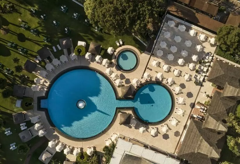 اتاق با نمای کوهستان کلاسیک, Don Pepe Gran Melia