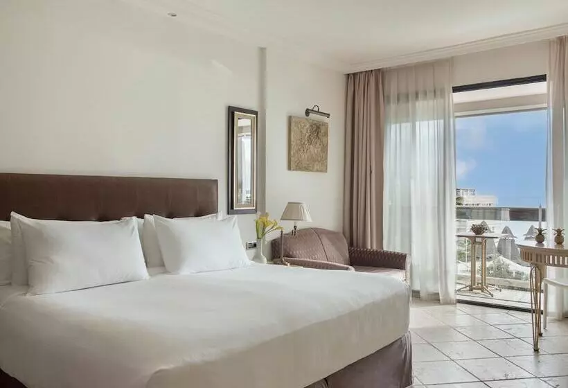 اتاق پرمیوم با چشم‌انداز دریا, Don Pepe Gran Melia