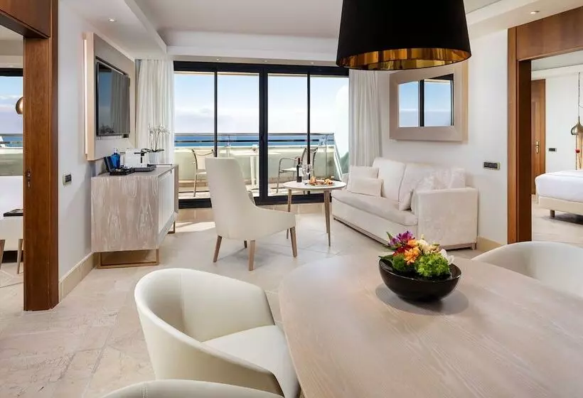 سوئیت پرزیدنت, Don Pepe Gran Melia