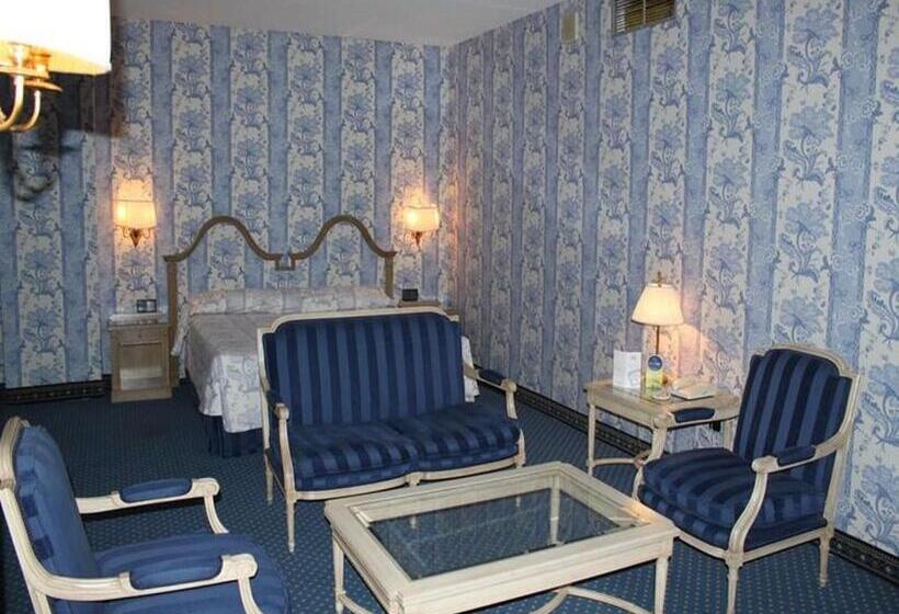 جناح جونيور, Ebora By Vivere Stays