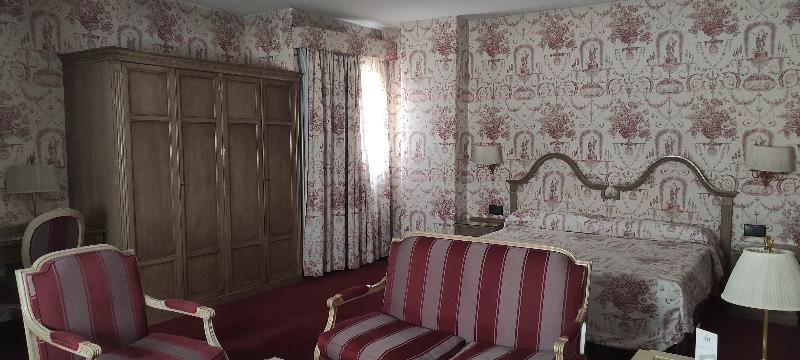 جناح جونيور, Ebora By Vivere Stays