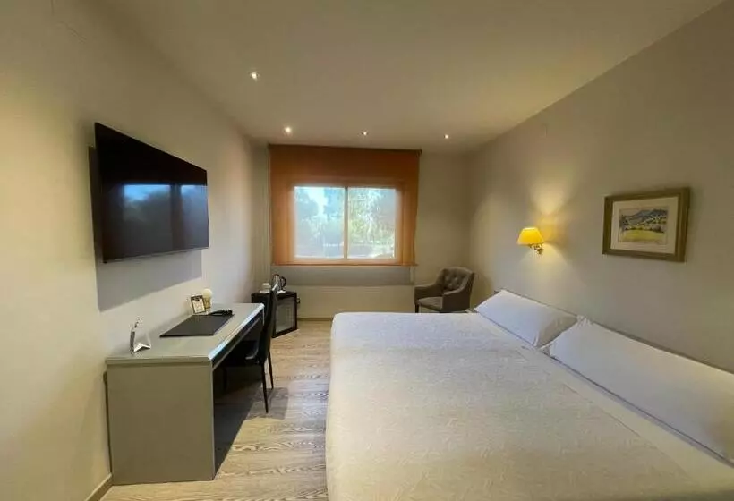 Chambre Standard, Felix