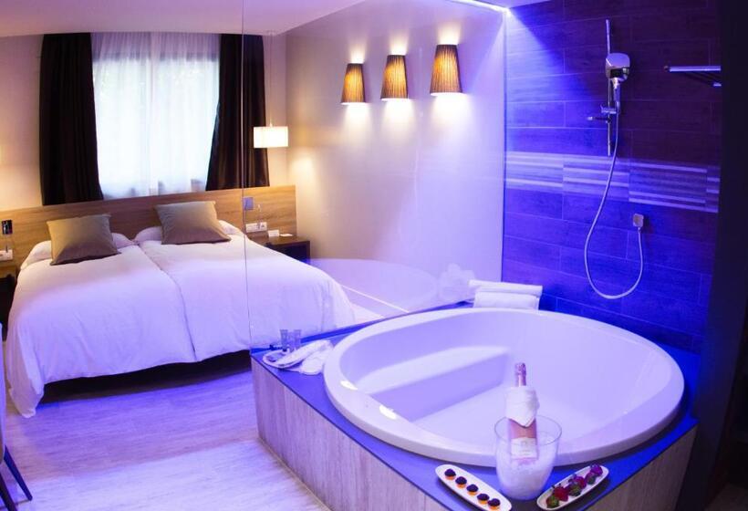 エクゼクティブスイート, Felix