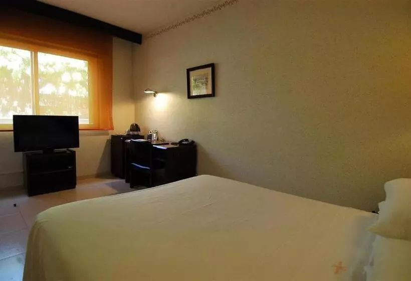 Chambre Economy, Felix