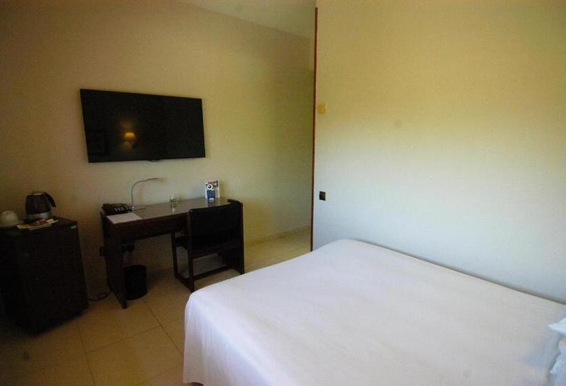 غرفة إقتصادية, Felix