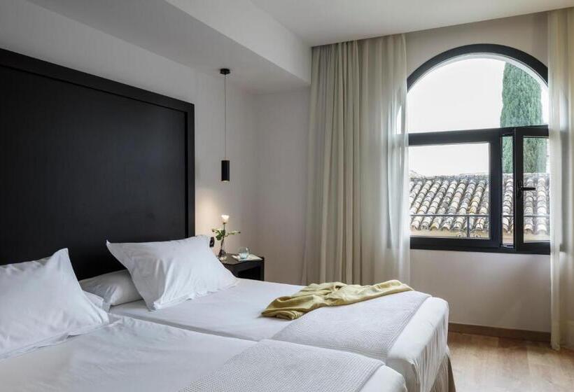 اتاق استاندارد, Fernando Iii