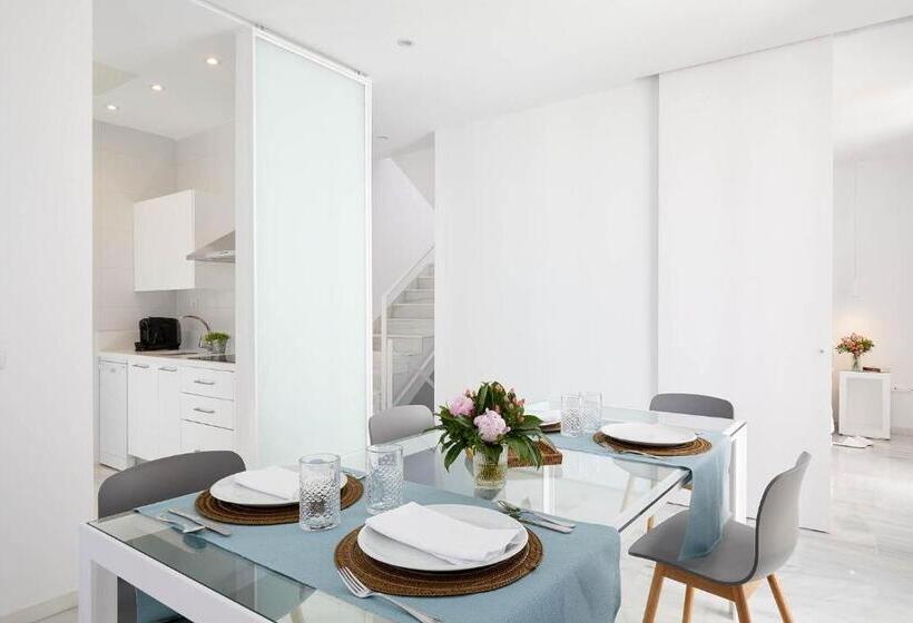 1 Bedroom Penthouse Apartment, Fernando Iii