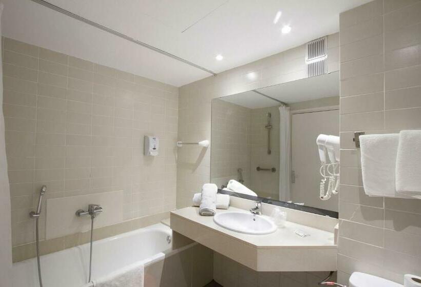 غرفة قياسية فردية, Gran Garbi & Aquasplash