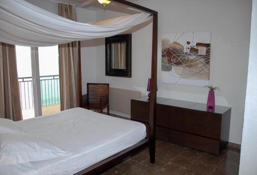 Номер престиж с видом на море, Grifeu