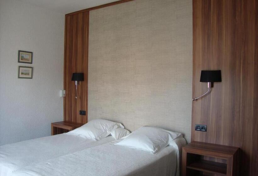 Номер Стандарт Вид на Горы, Grifeu